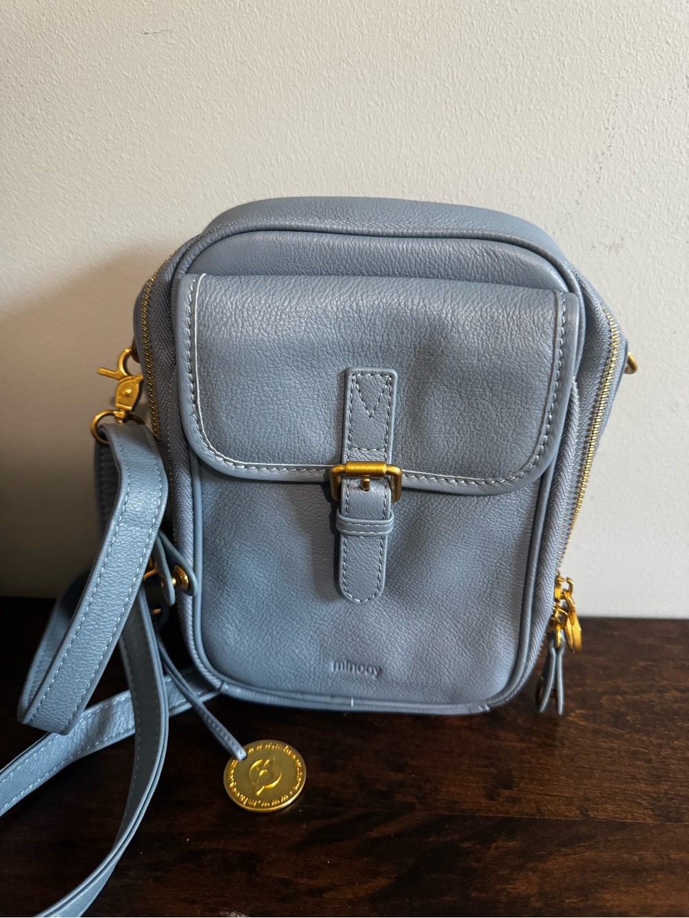 Minooy Light Blue Leather Crossbody Bag